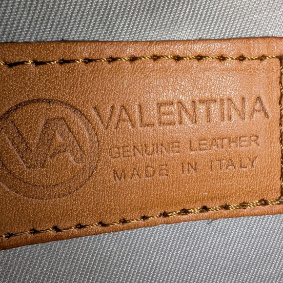 Valentina Cream and Tan Crossbody Bag with Textured Finish - Picture 8 of 10
